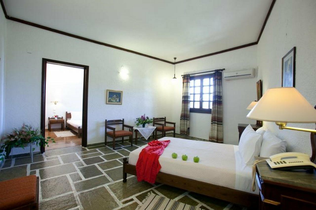 Hotel Prince Stafilos Skopelos stad Exteriör bild